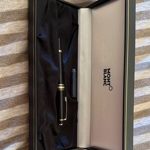 Montblanc Luxury Black and Gold Pen Set